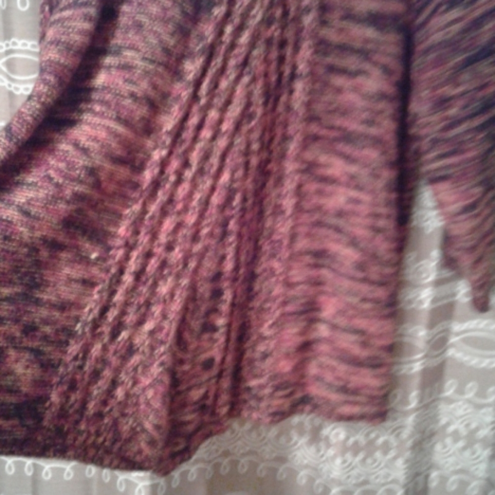 Sweater - Picture 2 of 5